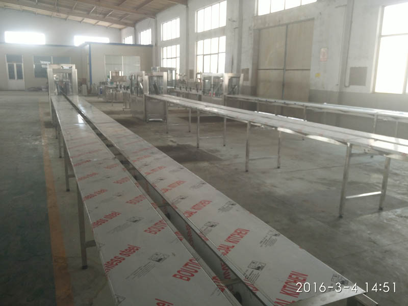 白酒灌裝機(jī)廠家 白酒灌裝機(jī)廠家