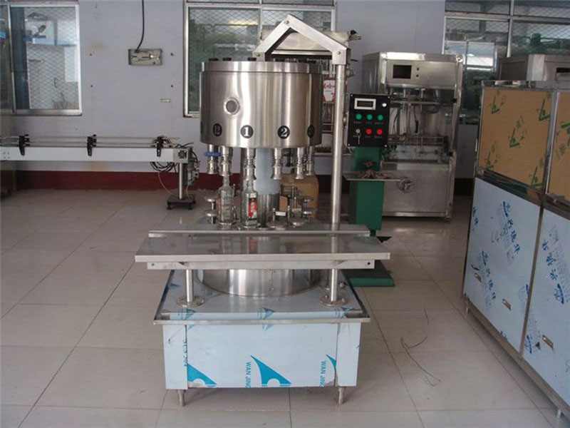 白酒灌裝設(shè)備 白酒灌裝設(shè)備